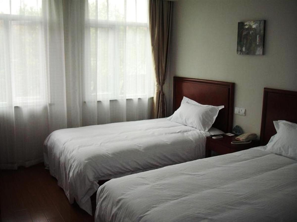 Greentree Inn Shanghai Songjiang University City New Songjiang Road Express Hotel Экстерьер фото